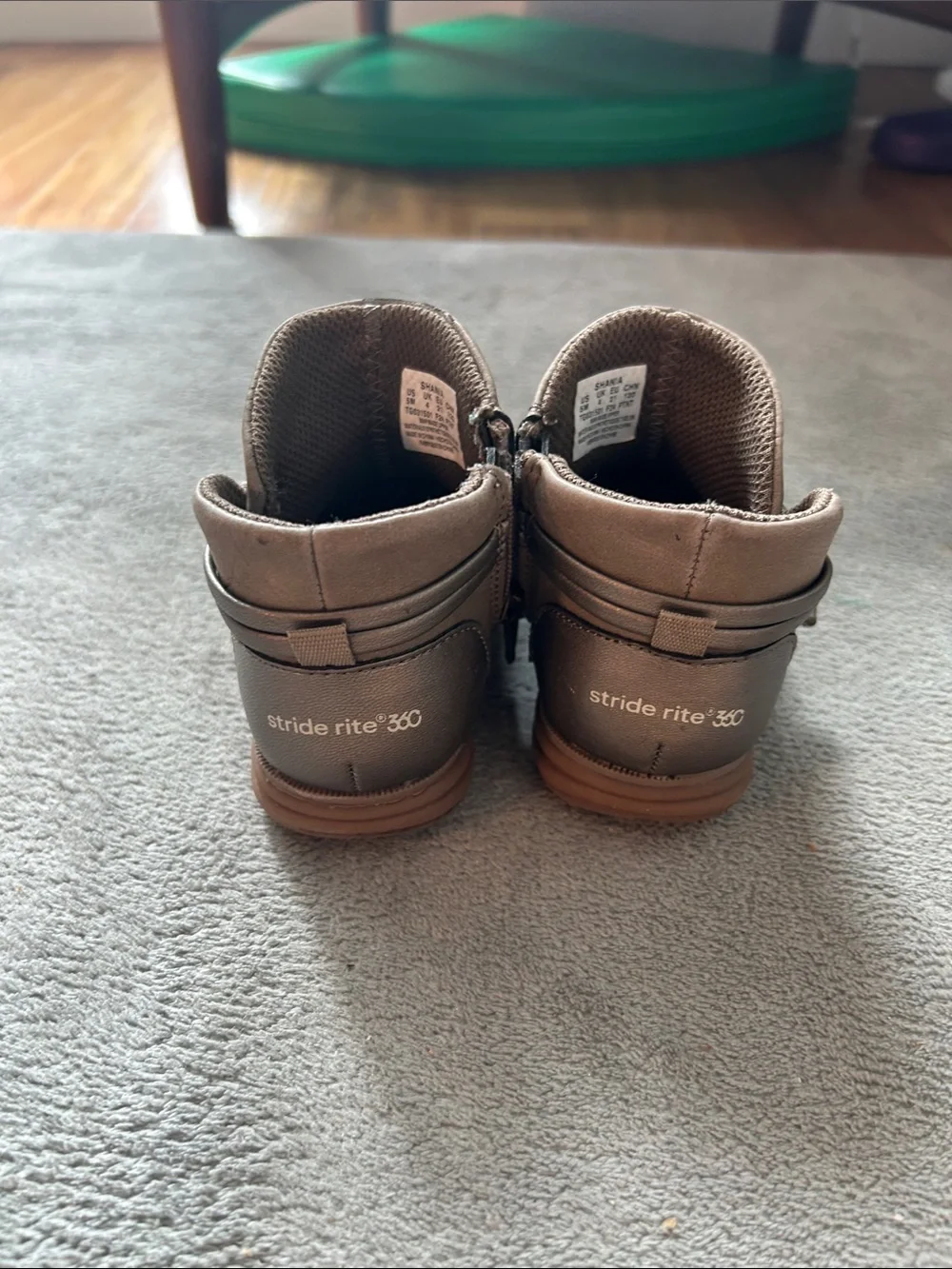 Stride Rite 360 Shania Boot Taupe Toddler Size 5 Zip Ankle Bootie